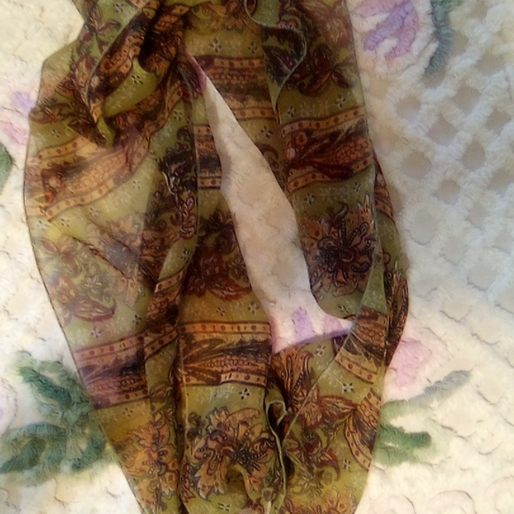 Colorful Patterned Scarves Set - Picture 3 of 5